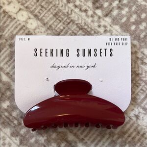 Seeking Sunsets Hair Clip NWT